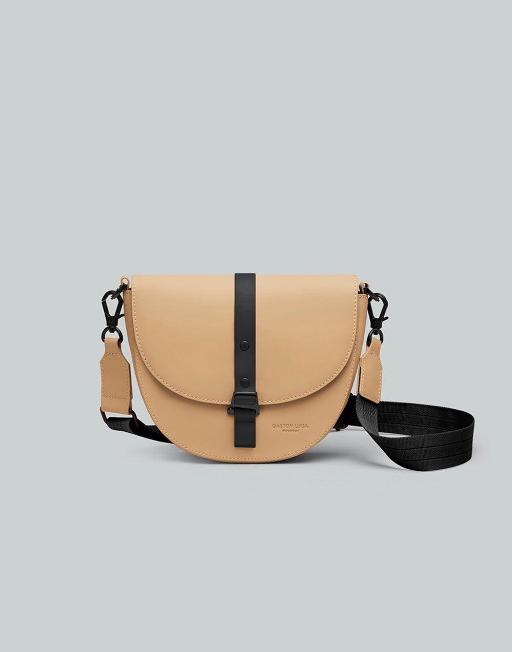 Bolso Spläsh Moon Crossbody Latte, vista frontal con correa