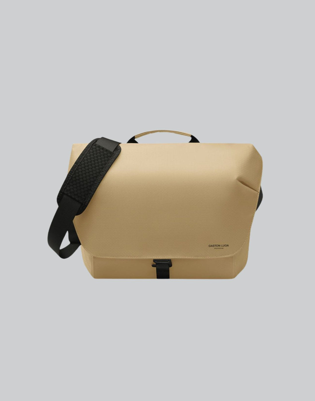 Bolso Lightweight DuoSeal Messenger 14" Latte, vista frontal con asa y correa